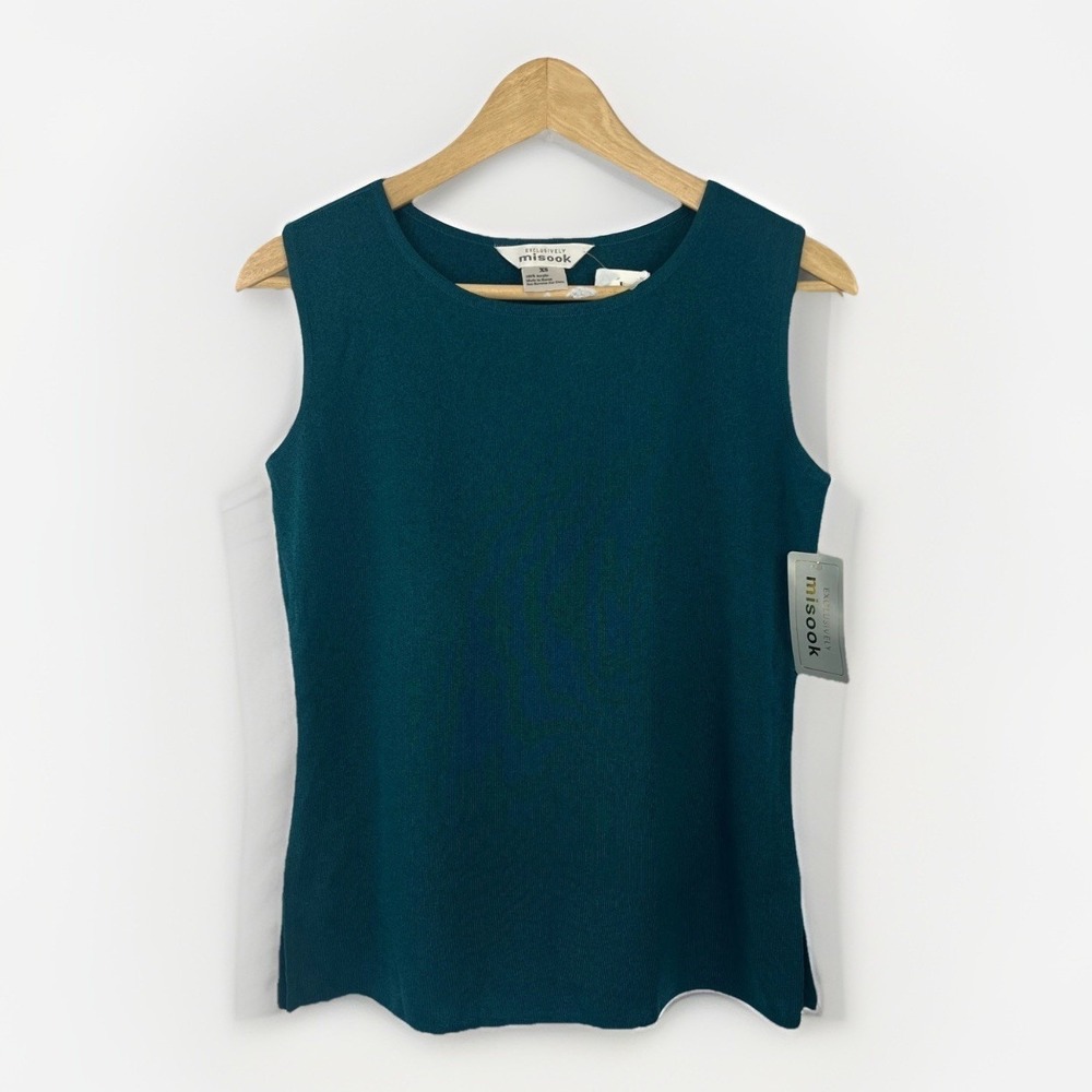 Exclusively Misook NWT Teal Blue Green Tank Top XS Ribbed Classic Quiet Luxury